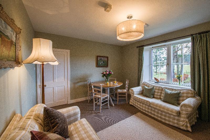 Douneside House 4*